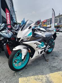 Yamaha R25 Ready Stock