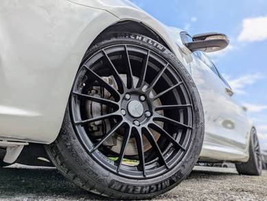 Volkswagen GOLF R 2.0 LOW MILAGE FOR SALE