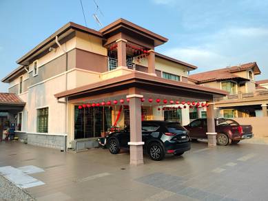 Evergreen Heights Premier Stylish Villa