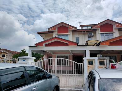 Bandar Seri Putra Double storey Corner Lot
