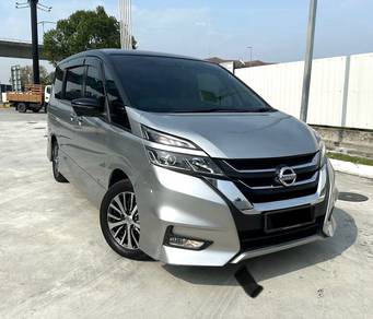 Nissan SERENA 2.0 HYBRID PREMIUM HIGHWAY STAR