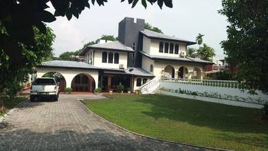 2 1/2 storey bungalow big land seksyen 11 shah alam