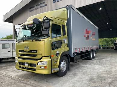 Nissan UD Rebuild Curtain Sider lorry