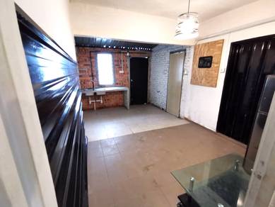 Pandan Jaya Below BV Corner 20ft Land 1600sf 3R2B 2 Sty Low Cost House