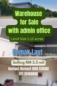 Demak Laut Wahouse for Sale