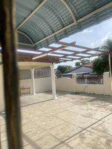AIR ITAM Semi Detached Corner 3400SF BIG COMPOUND FULLY RENOVATED