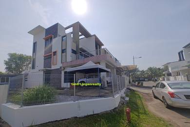 Penampang Putra Pogun (corner) 3storey Terrace House. (Full Loan)