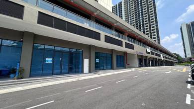 Ground Floor Shop Laman Damai Persiaran Aliff, Tampoi