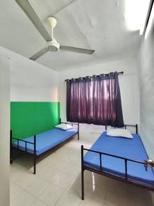 NEAR LRT 1ST FLOOR Vista Pinggiran Apt Pinggiran Putra Seri Kembangan