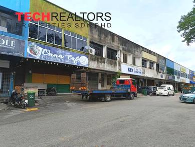 Perusahaan Ringan Bakar Arang - 2 Storey ShopLot Corner Unit
