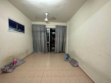 Putri Ria Apartment-2
