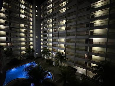 Putri Ria Apartment-1