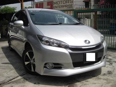 Toyota WISH 1.8 NFL S Spec PaddleS Keyless Reg 17