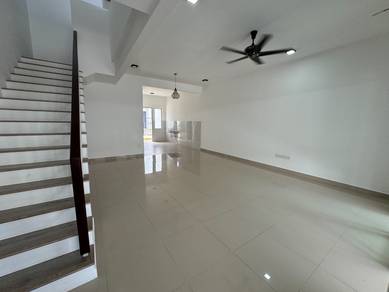 [NON BUMI UNIT] Double storey terrace Type Embun Bdr Ainsdale Seremban