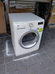 Electrolux heat pump dryer pengering baju 8k.g