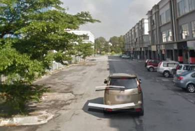 Bandar Rinching Semenyih Corner Ground Floor for Rent  Ample Parking