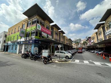 Dataran Glomac Kelana Jaya Office Space Tingkat 1 untuk Disewa!