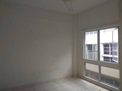 Apartment Plaza Suria, Damansara Damai, Petaling Jaya