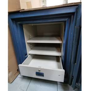 Itoki Promighty 309 Safety Box
