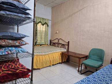 Homestay Mak Milah Taman Mekar Jasin