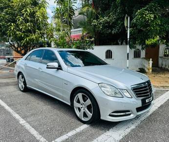 Mercedes Benz E250 CGI BlueEFCY