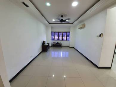 Desa Idaman Residences