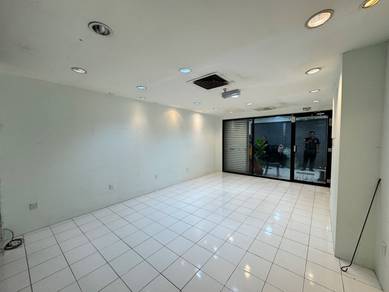 {WATER} Level 1 Floor Freehold in Sungei Wang Plaza, KL, LOT 10