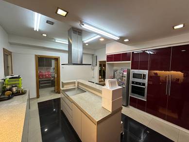 Old klang road,2.5sty Bunglow House Fully Renovation Well keep Extend