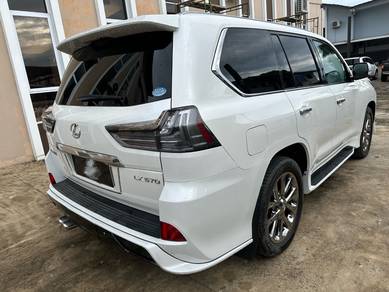Lexus LX570 5.7 (A)