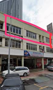 Shoplot Office (3000sf) in Jalan Cheras Batu 3 1/2 for rent