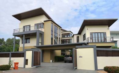 EXCLUSIVE BUNGALOW RIMBA RIANG SEKSYEN 9 KOTA DAMANSARA For SALE..