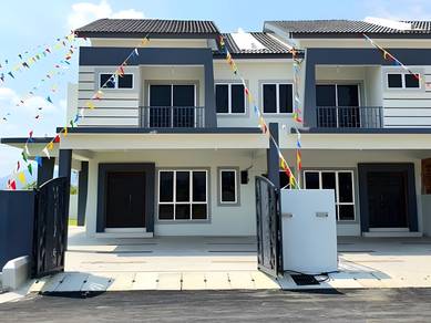 Sendayan Below 450K< Superlink 2-Storey Houses!!! Limited Offer Only!!