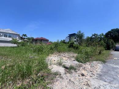 Gated and Guarded Bungalow Land Facing South East
