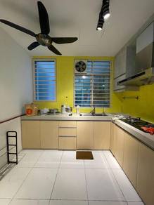 Partly Furnished Jenjarom Saujana Putra BSP Skypark Condo for sale