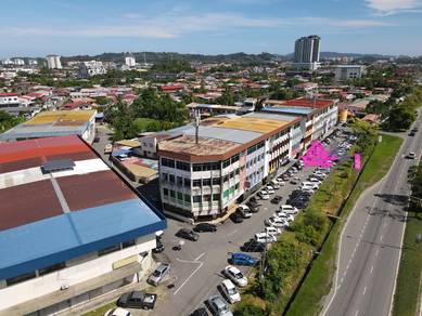 Corner 4 Storeys Road Frontage Shoplot Victoria Park Next to Towering