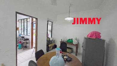 Berjaya Court Apartment at Pulau Tikus For Sale
