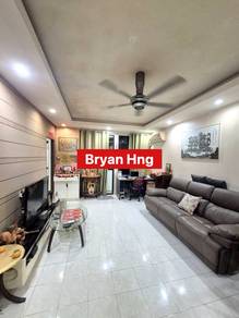 Asia Height At Farlim Renovated Freehold 1 Fix Car Park ( Full Loan )