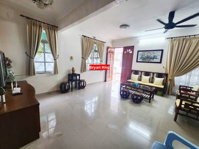 2 Storey Semi D At Paya Terubong Renovated Freehold Concrete Flooring