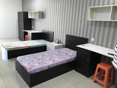 Kampus West City