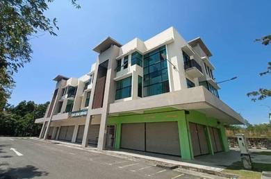 Below MV! SALE Sepanggar Alam Puteri 3-Storey Shoplot (Tenanted)3690sf