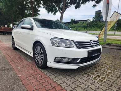 Volkswagen PASSAT 1.8 TSI (CKD) (A)
