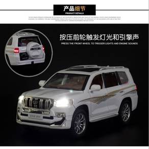 1:24 Scale Toyota Land Cruiser Prado Alloy Model C