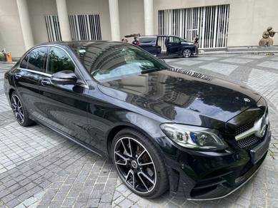 Mercedes Benz C300 2.0 AMG LINE (A)