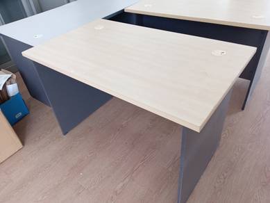 Maple 4FT Office Table TC988