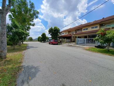 Move in Condition Facing Open Double House Alam Suria, Puncak Alam