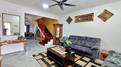 [HOMESTAY FOR SALE] DOUBLE STOREY TAMAN WAWASAN Pusat Bandar Puchong