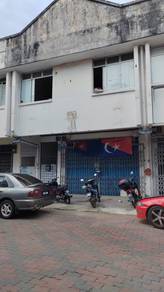 Good invest Roi 5%  Shoplot  Taman Megah ria @ masai for sale