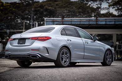 Mercedes Benz C200 1.5 AVANTGARDE AMG LINE