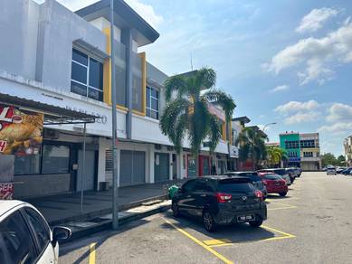 Renovated Concrete Slab RM100k+💯 Laguna Merbok 2 Storey Shoplot