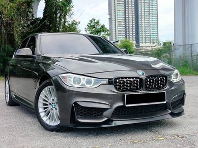 Bmw 320i M-SPORTS EDITION 2.0 CLEAR STOCK UNIT R 